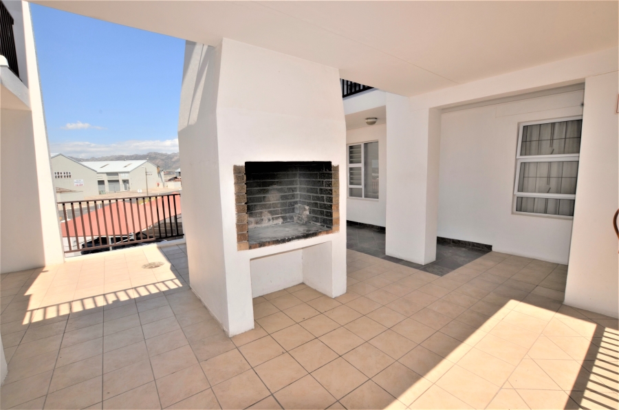 1 Bedroom Property for Sale in George Park Western Cape
